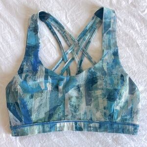 Lululemon Free to Be Serene Bra